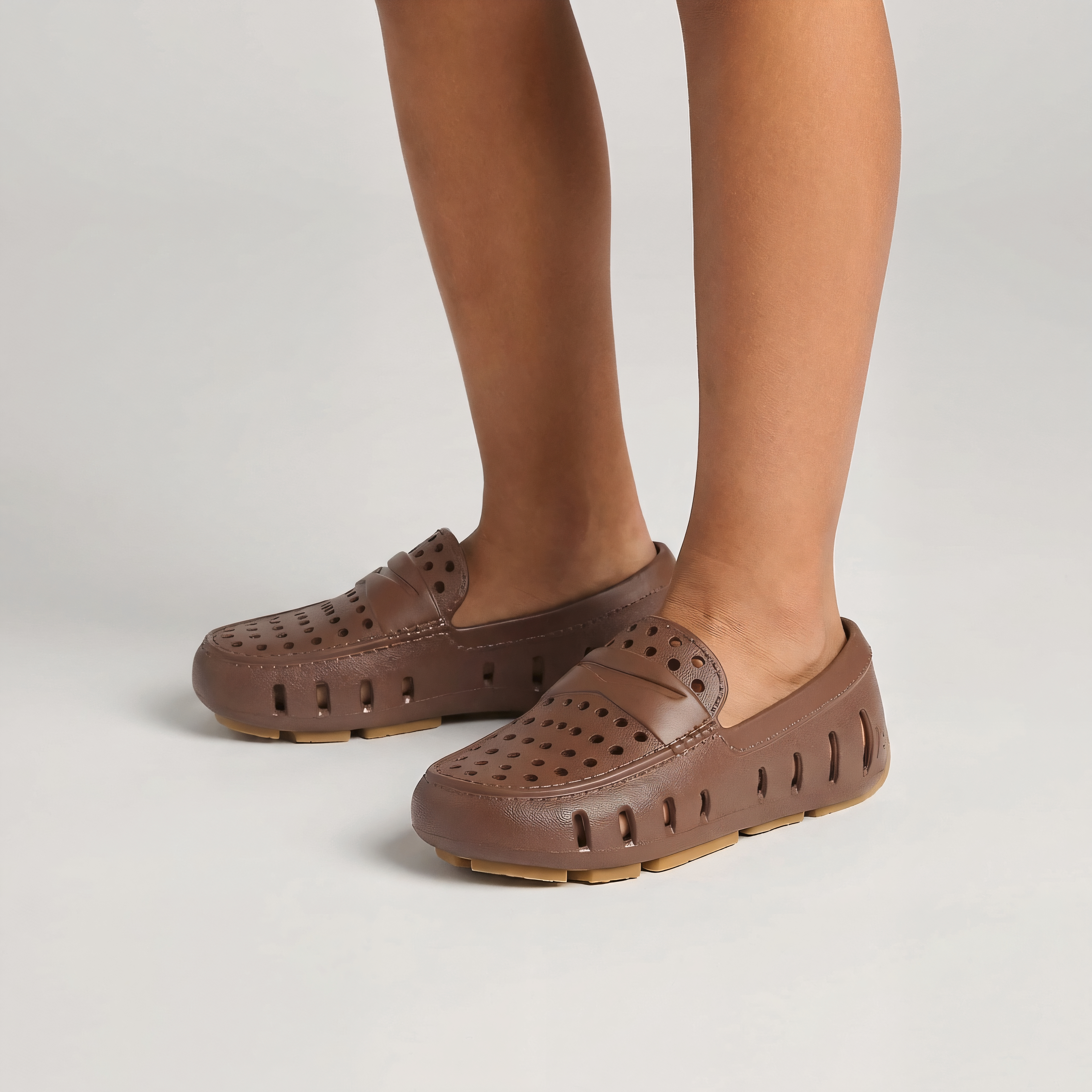 Kids Prodigy Driftwood Brown Gum Loafers