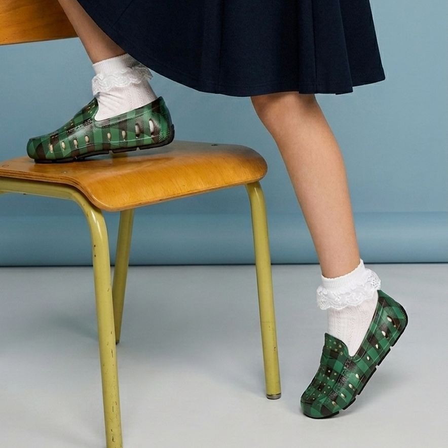 Kids Prodigy Green Tartan Plaid/Black Print Loafers