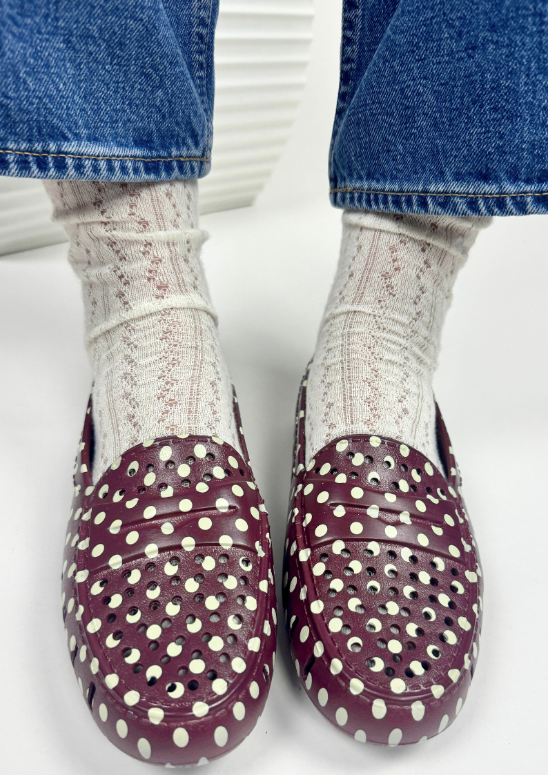 BURGUNDY DOTS/BLACK POSH 5P