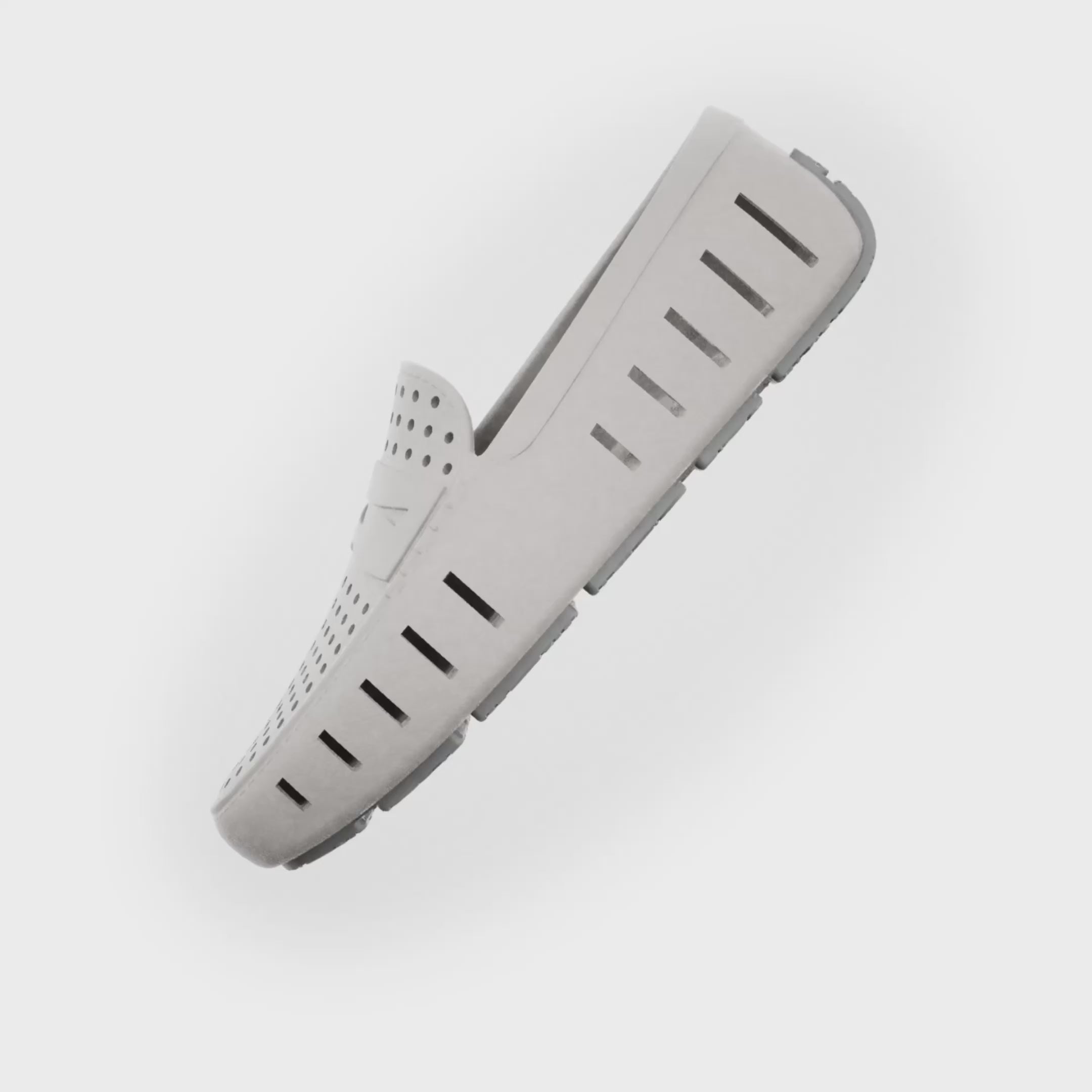 BRIGHT WHITE/HARBOR MIST GRAY COUNTRY CLUB 2.0