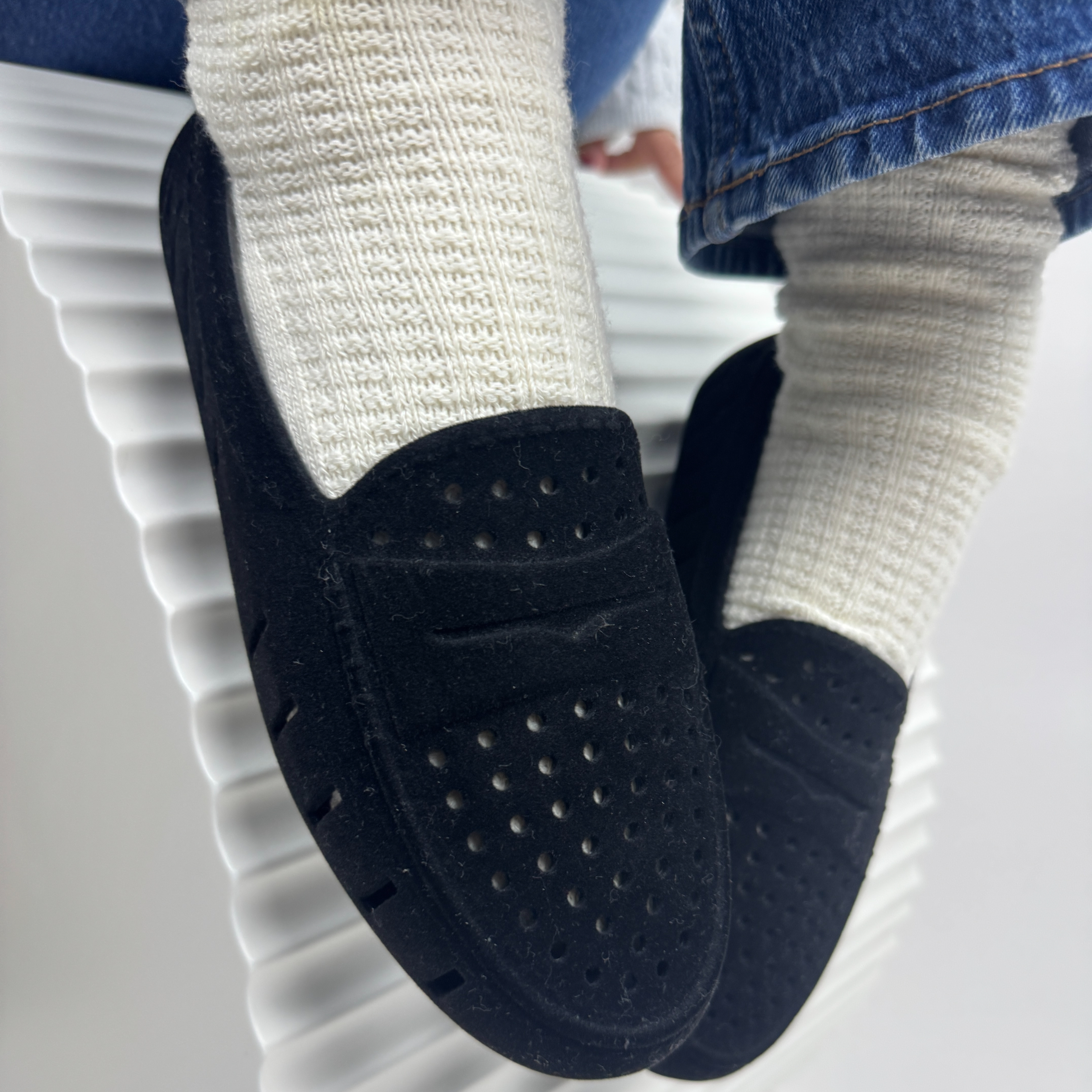 BLACK VEGAN SUEDE POSH 3.0