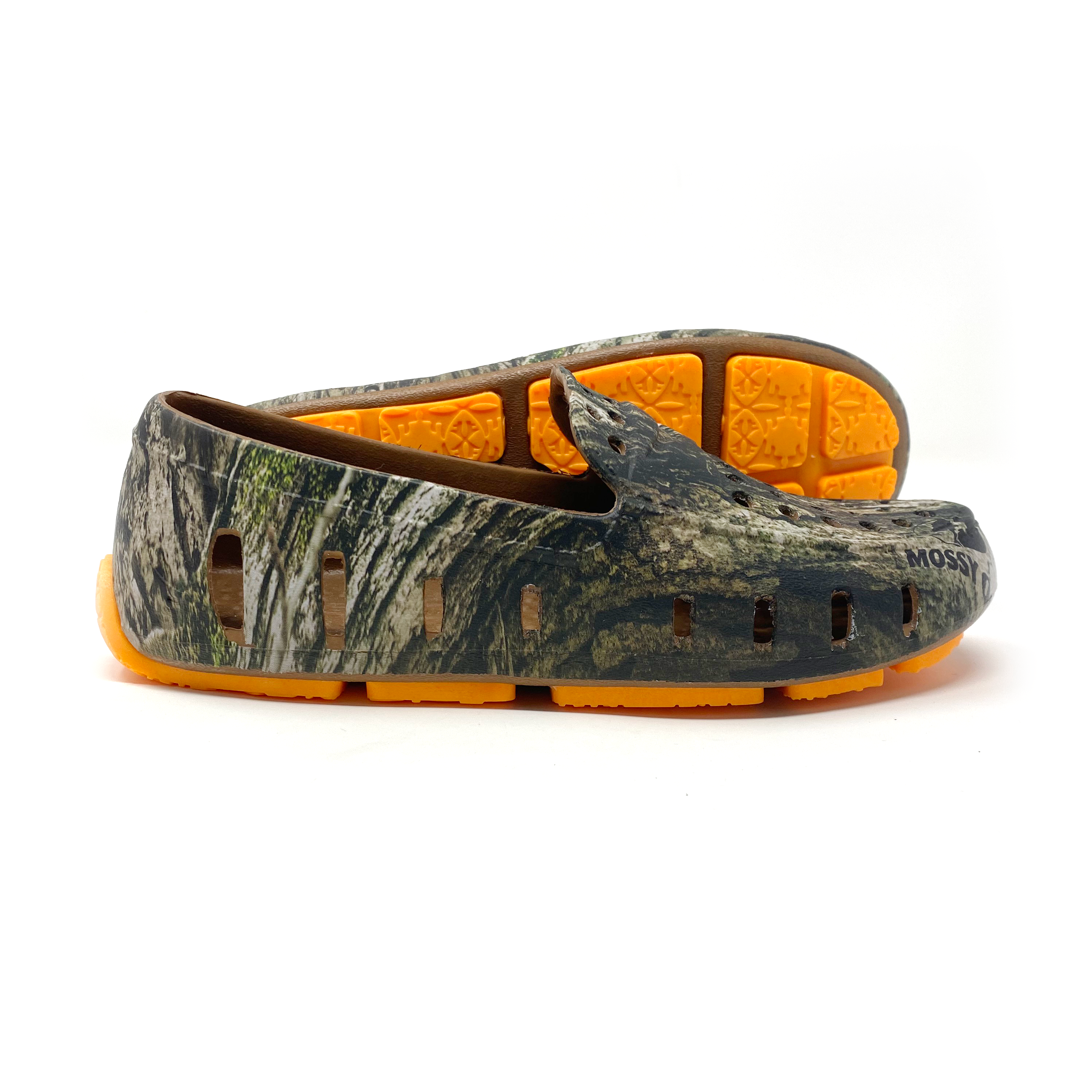 Mossy oak moccasins sales